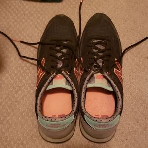 Women's size 9.5 New Balance shoes
